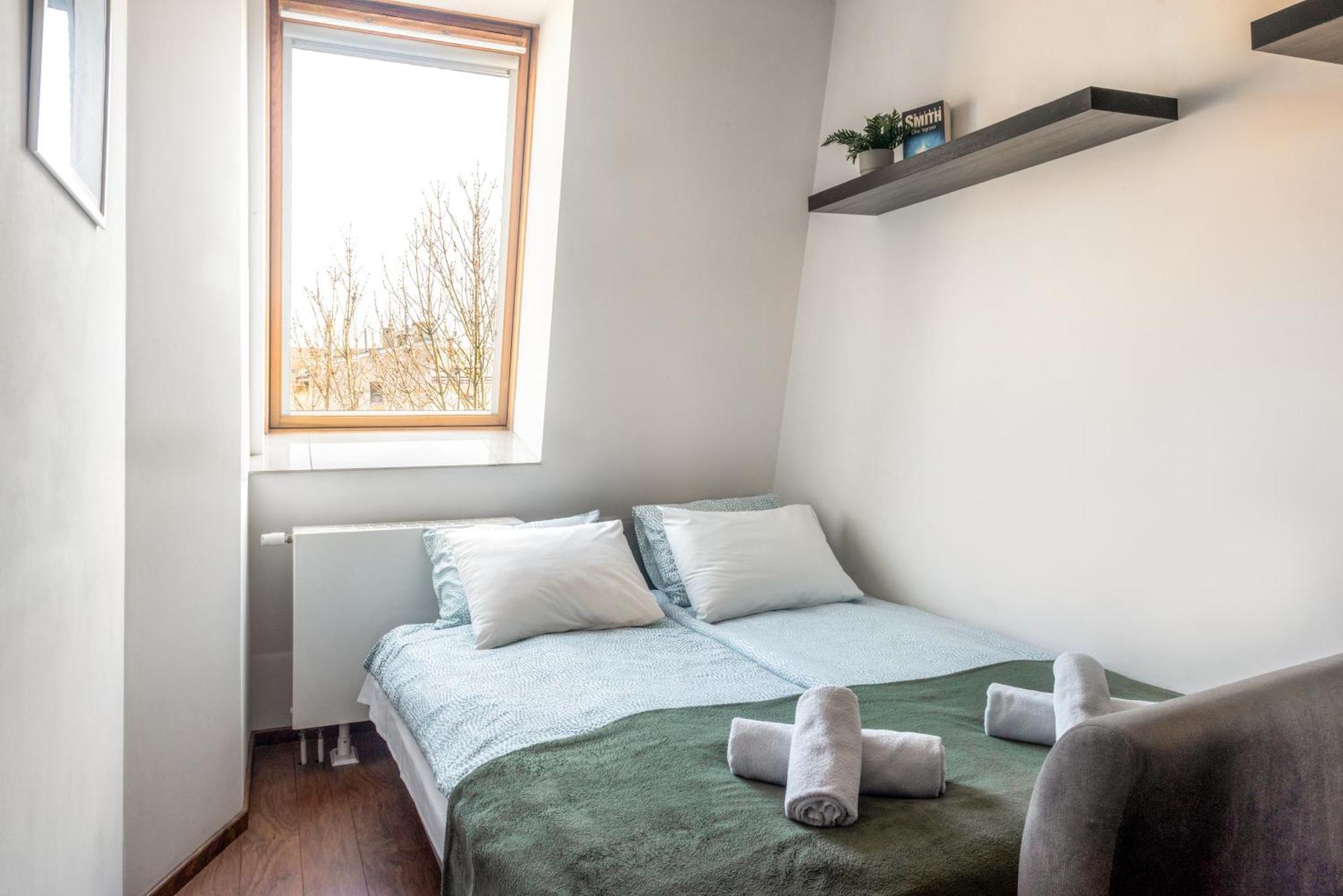 Charming With Air Conditioning For Couples In The Center Krakau